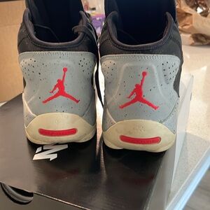 Very gently worn Jordan Zion 2